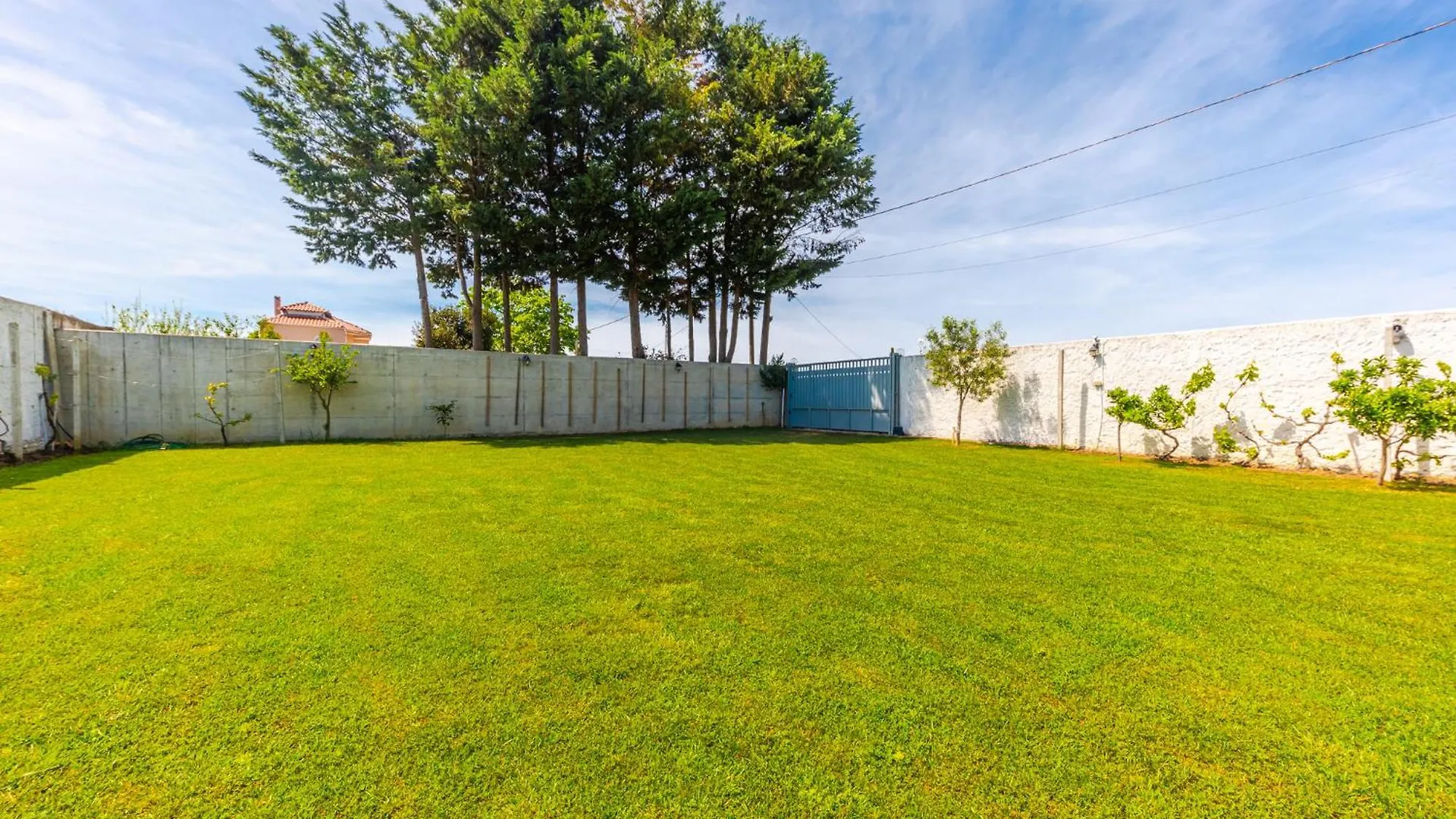 Villa Del Mar San Pietro Durres 0*,
