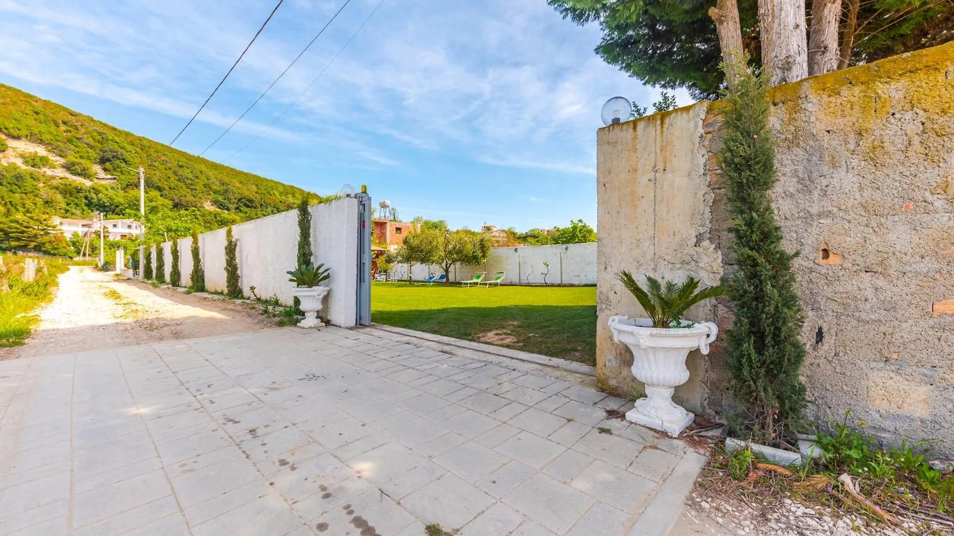 Villa Del Mar San Pietro Durres Albania